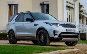 Land Rover Discovery HSE Sd6 Dynamic Design Pack 2017 года (UK)